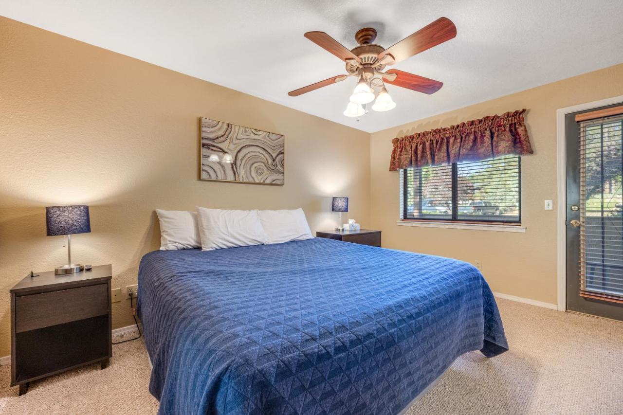פלאגסטאף Charming Walnut Hills Condo מראה חיצוני תמונה